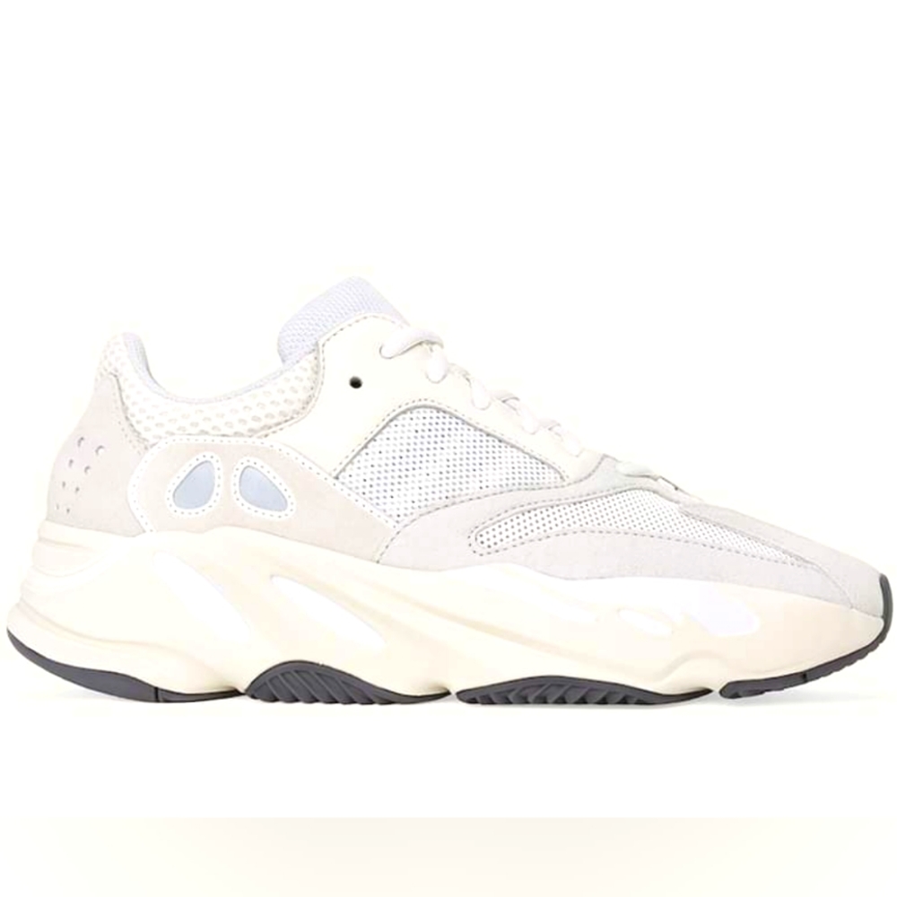 adidas Yeezy Boost 700